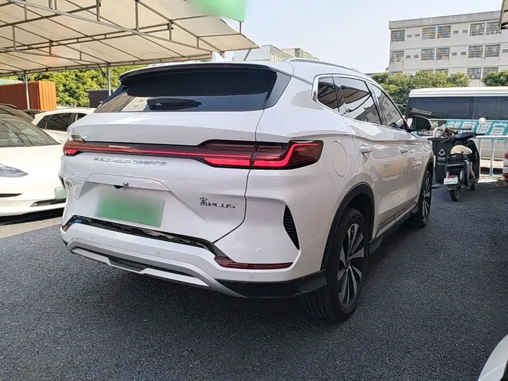 BYD PLUS New Energy — миниатюра 7