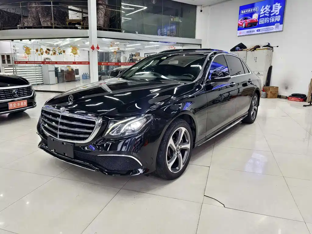 Mercedes-Benz E-Class — миниатюра 2