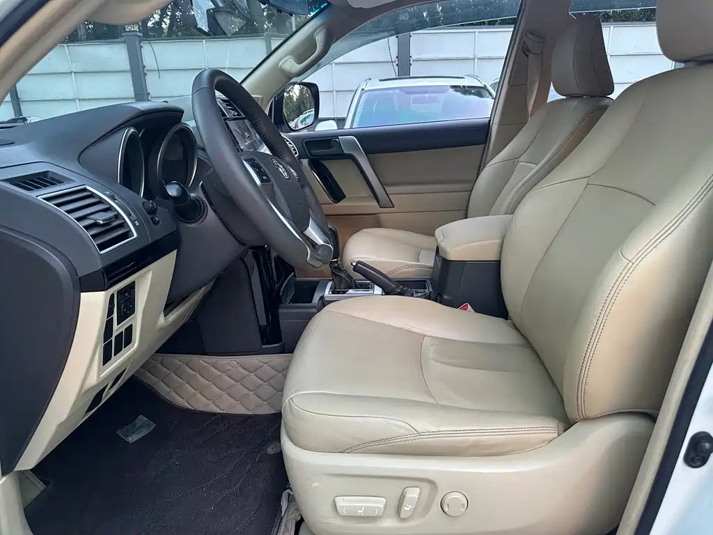 Toyota Prado — миниатюра 8