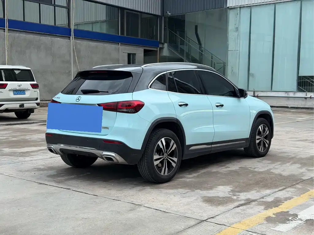 Mercedes-Benz GLA — миниатюра 9