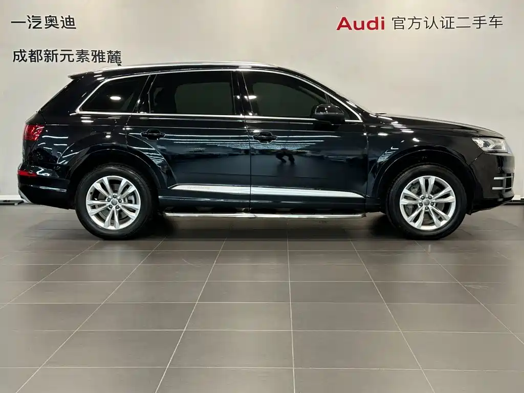 Audi Q7 — миниатюра 3