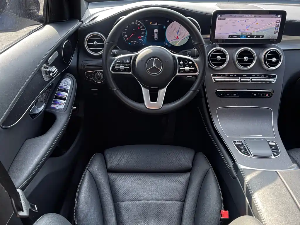 Mercedes-Benz GLC 2020 GLC 300 4MATIC SUV