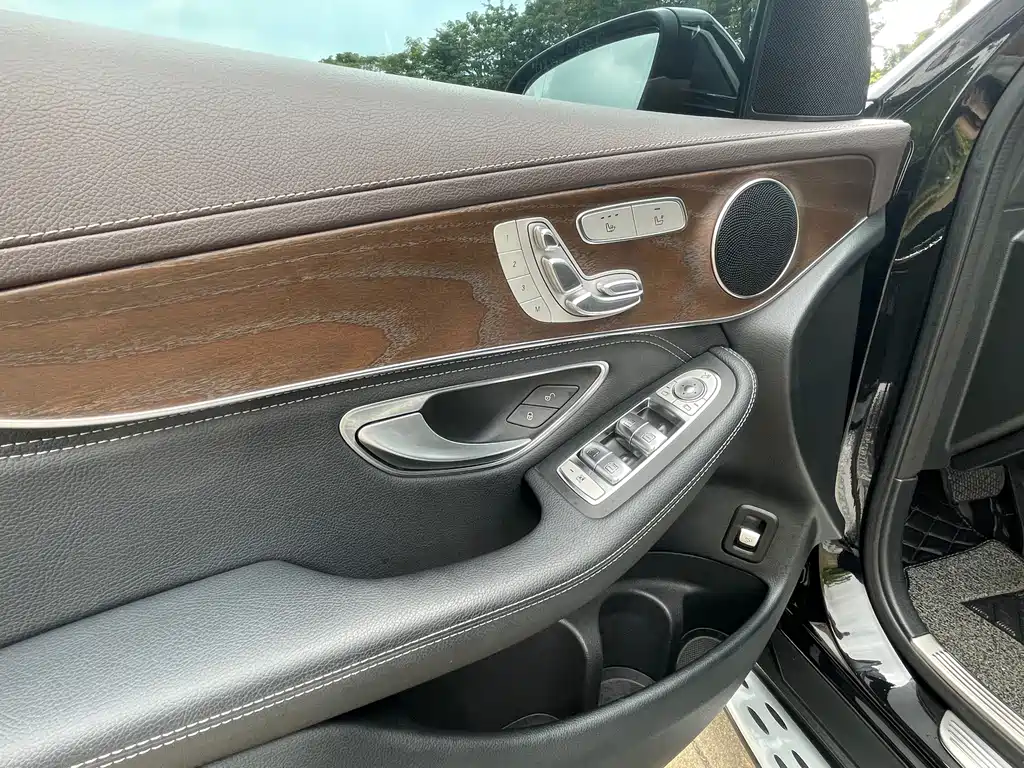 Mercedes-Benz GLC — миниатюра 5