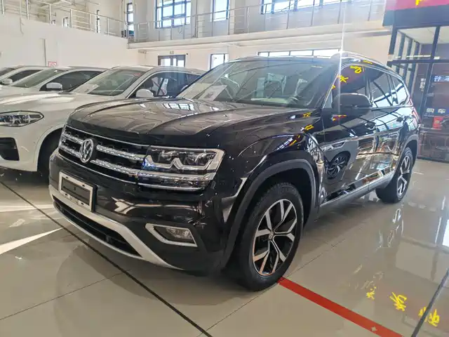 VOLKSWAGEN TOURANG 2019