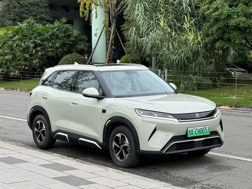 BYD Yuan UP — миниатюра 3