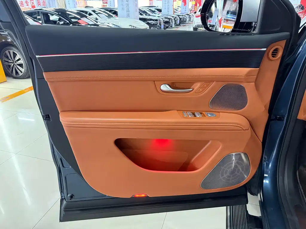 AITO AITO M7 — миниатюра 16
