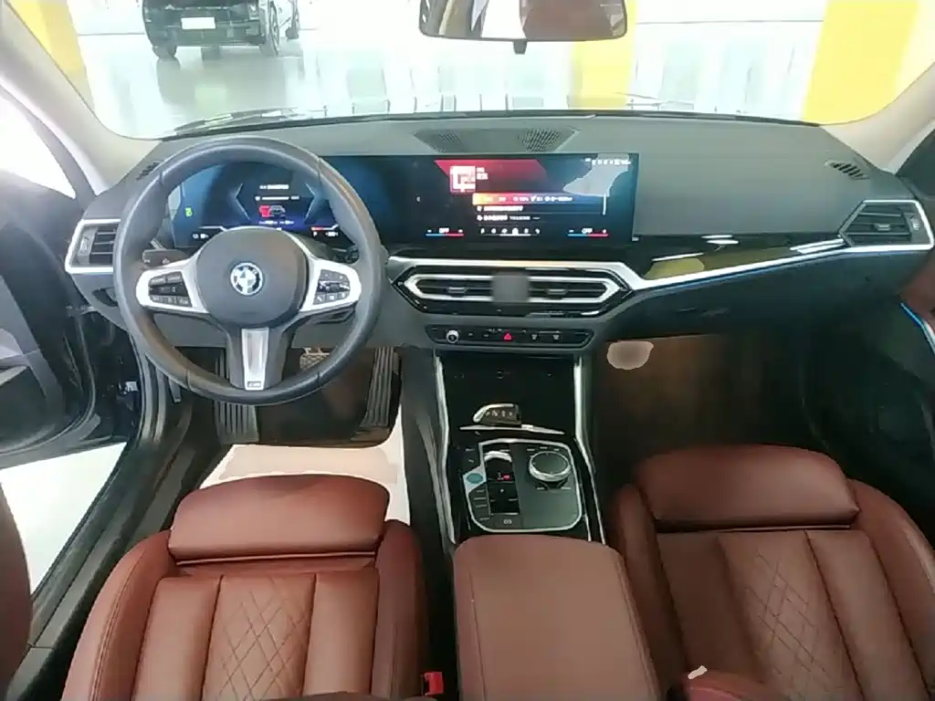 BMW i3 — миниатюра 10