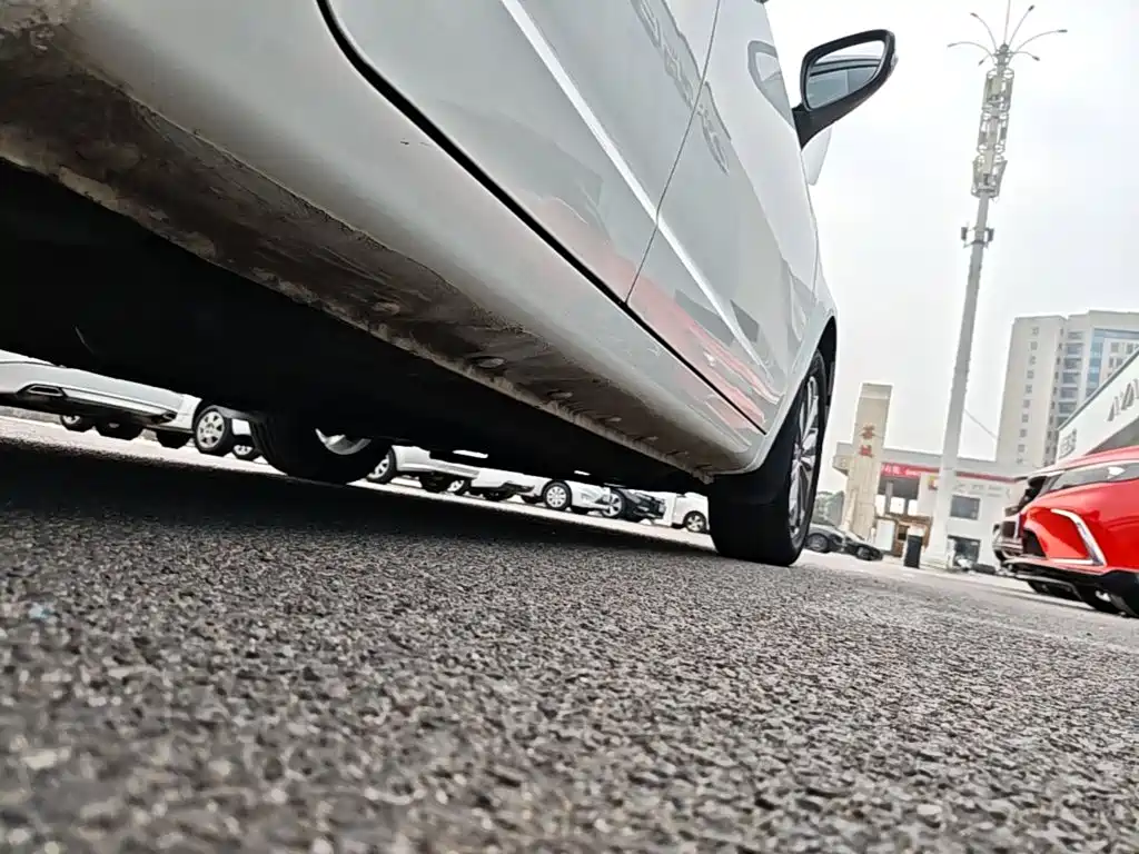 Geely Vision — миниатюра 22