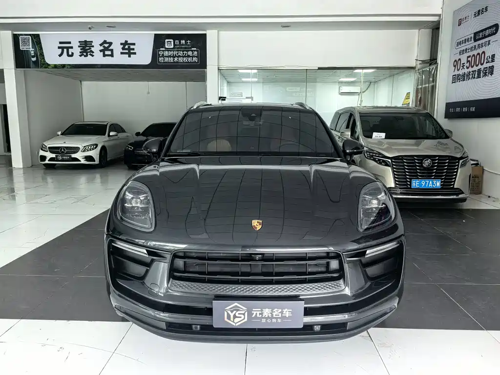 Porsche Macan — миниатюра 2
