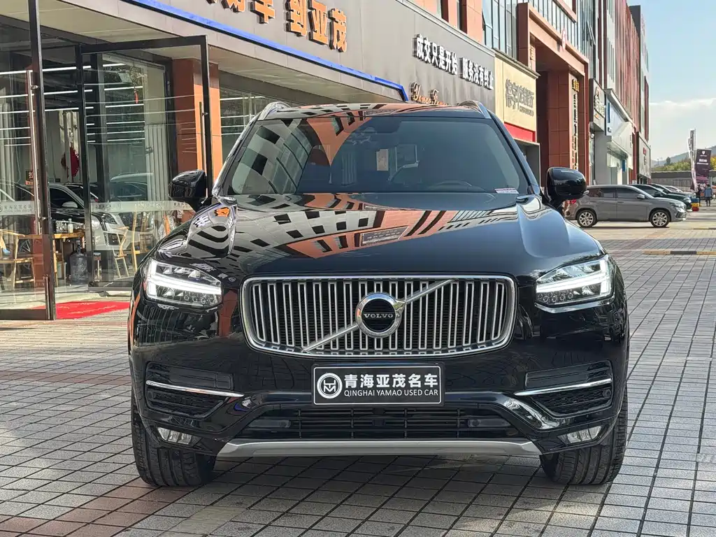 Volvo XC90 — миниатюра 2