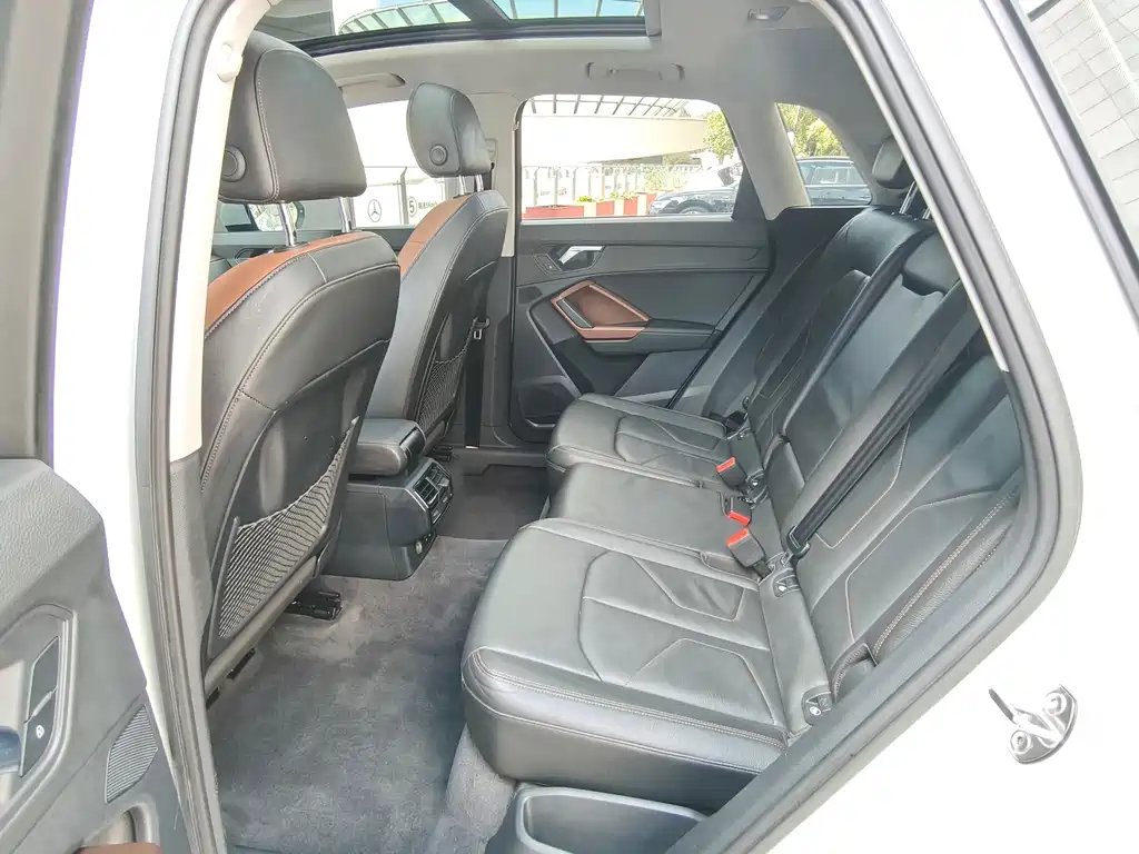 Audi Q3 — миниатюра 9