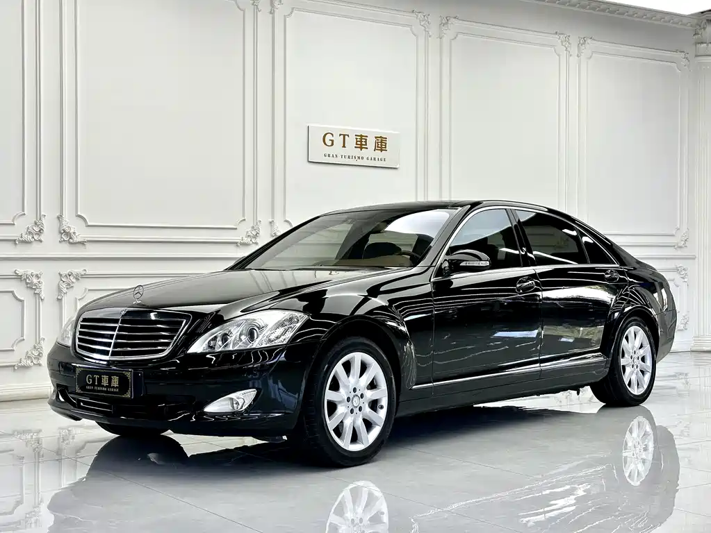 Mercedes-Benz S-Class 2009