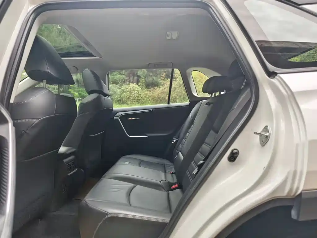 TOYOTA RAV4 RONGFANG