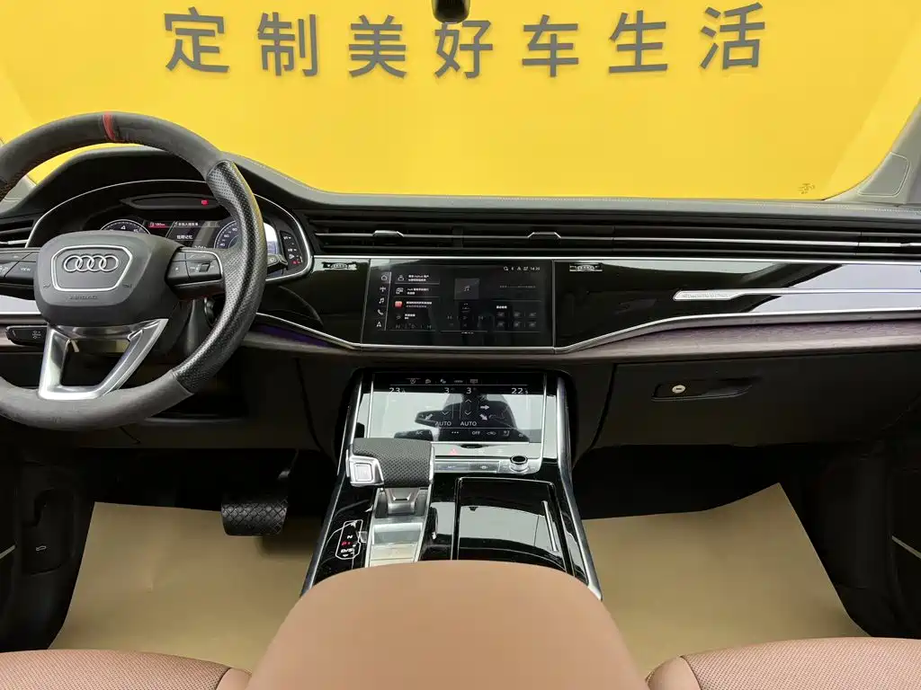 Audi Q7 — миниатюра 44