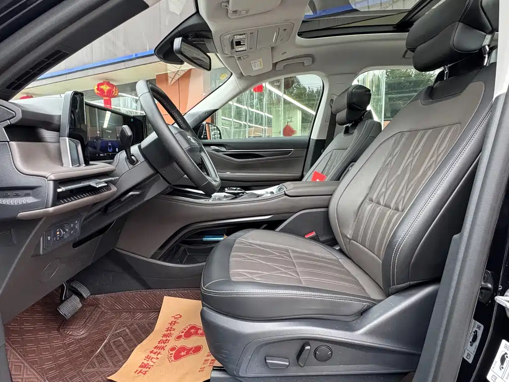 Ford Edge — миниатюра 9