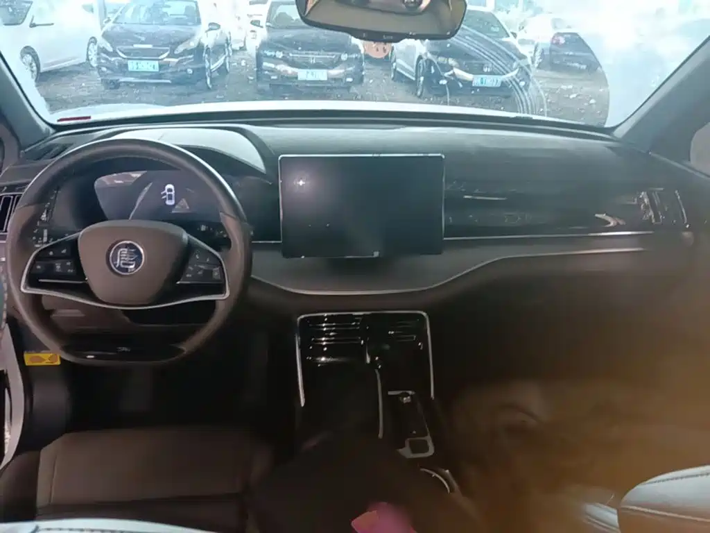 BYD Tang — миниатюра 10