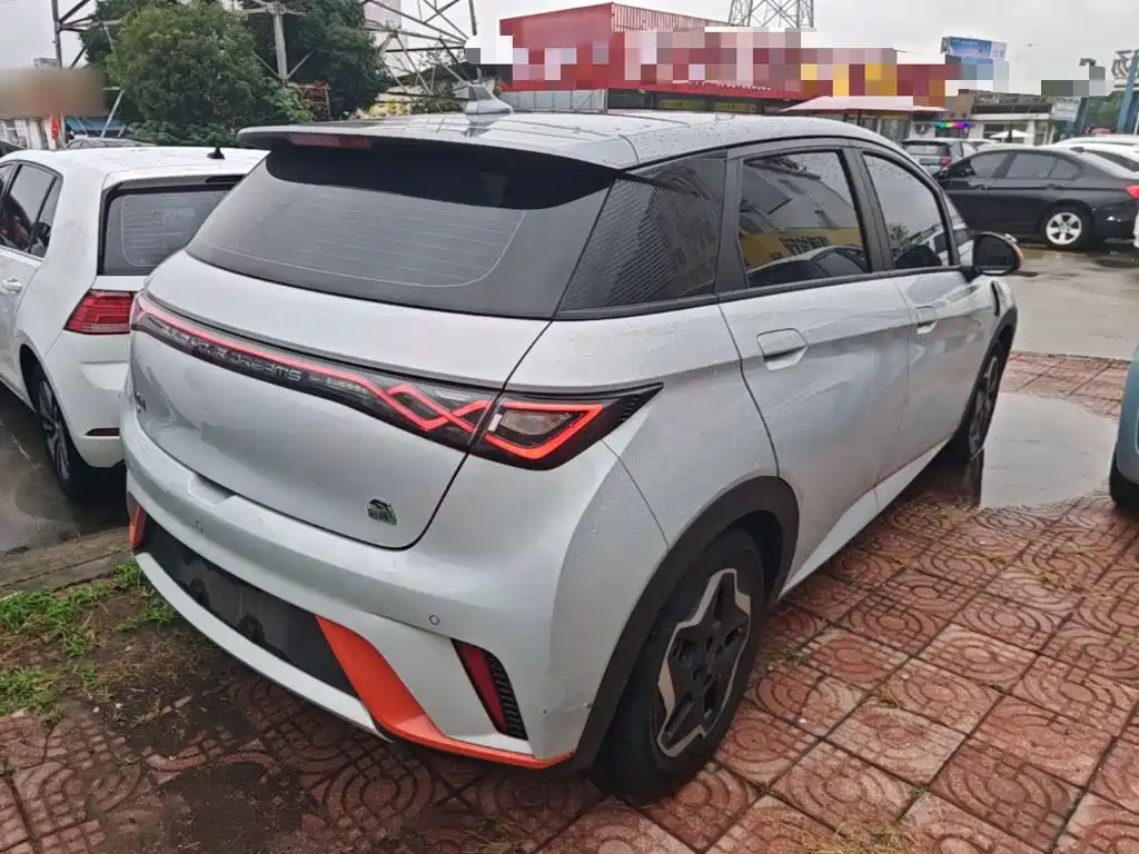 BYD Dolphin — миниатюра 7