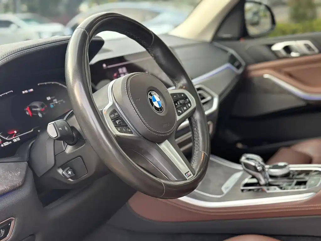 BMW X5 (Import) — миниатюра 20