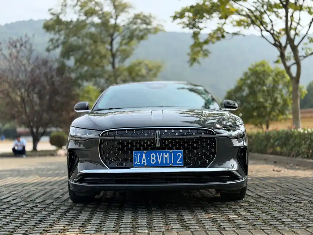 Lincoln Z — миниатюра 2