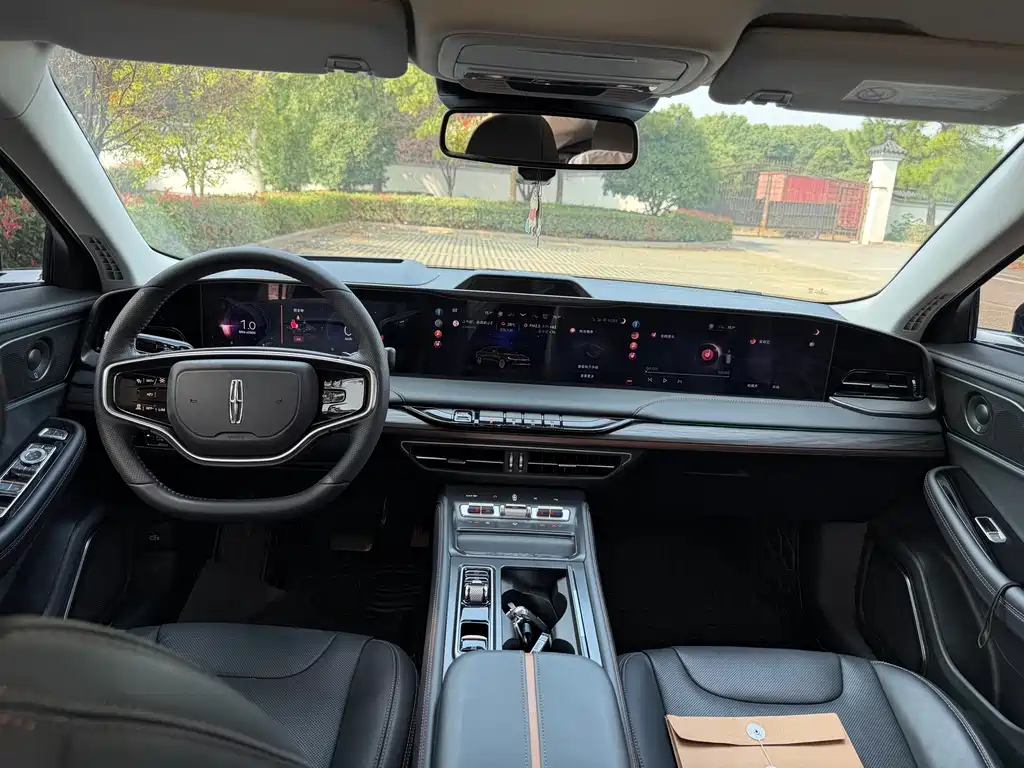 Lincoln Z — миниатюра 20