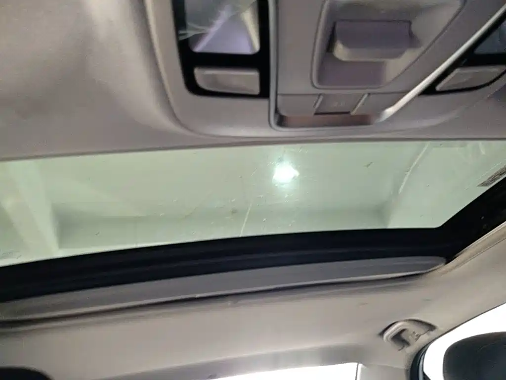 Geely Vision — миниатюра 18