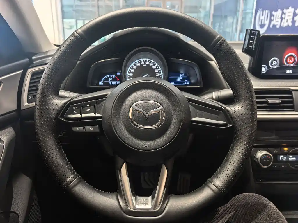 Mazda 3 Axela — миниатюра 11