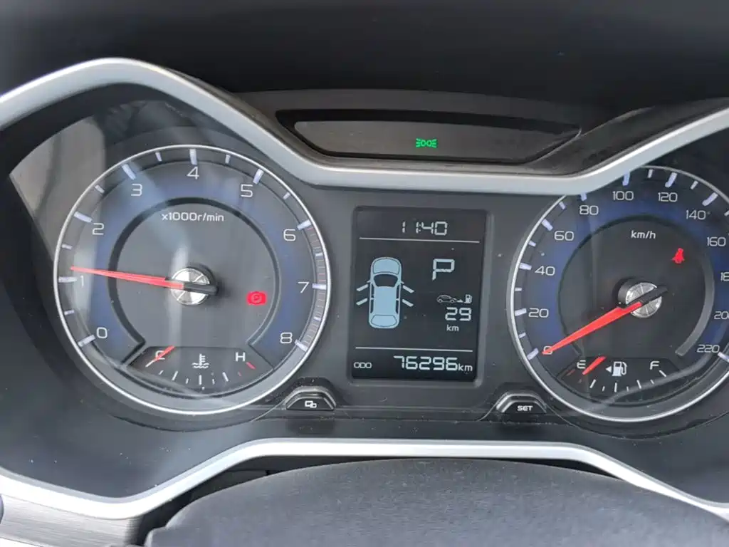 Geely Vision X3 — миниатюра 12