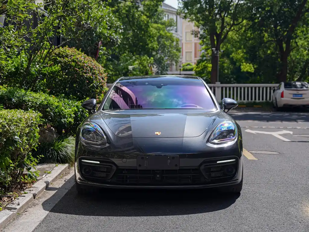 Porsche Panamera — миниатюра 2