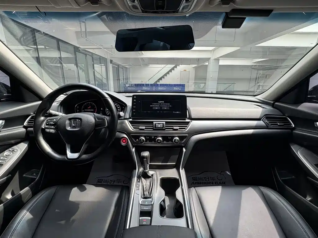 Honda Accord — миниатюра 9
