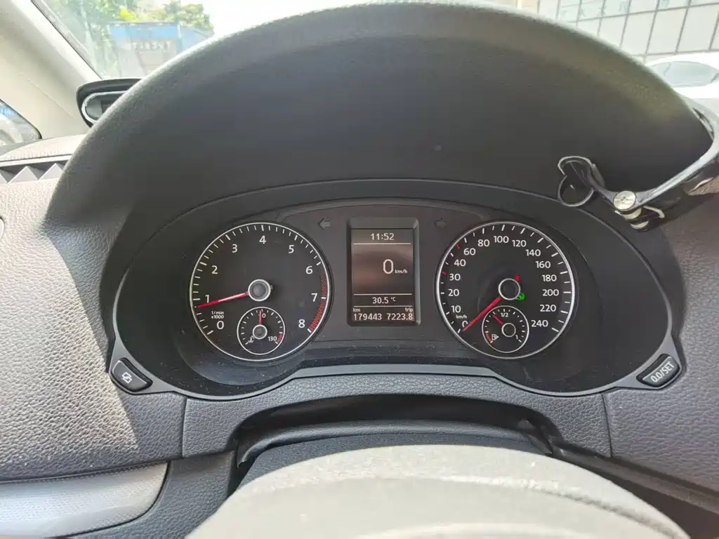 Volkswagen Sharan — миниатюра 15