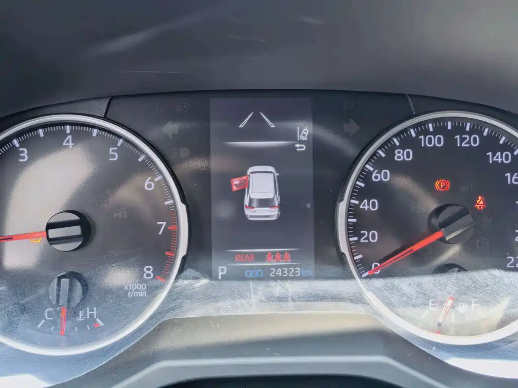 Toyota RAV4 — миниатюра 15