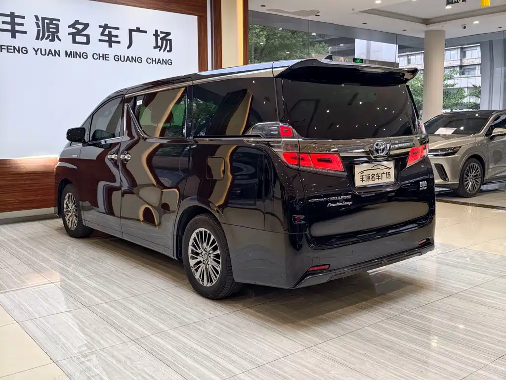 Toyota Vellfire — миниатюра 29