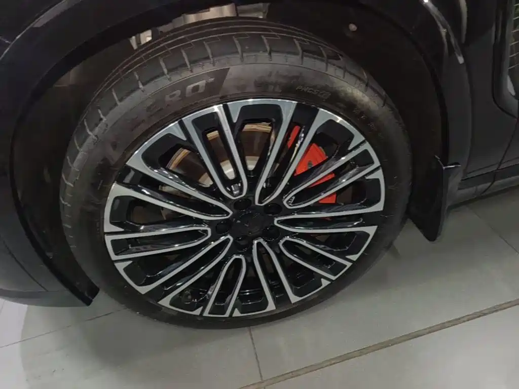 NIO ES8 — миниатюра 23