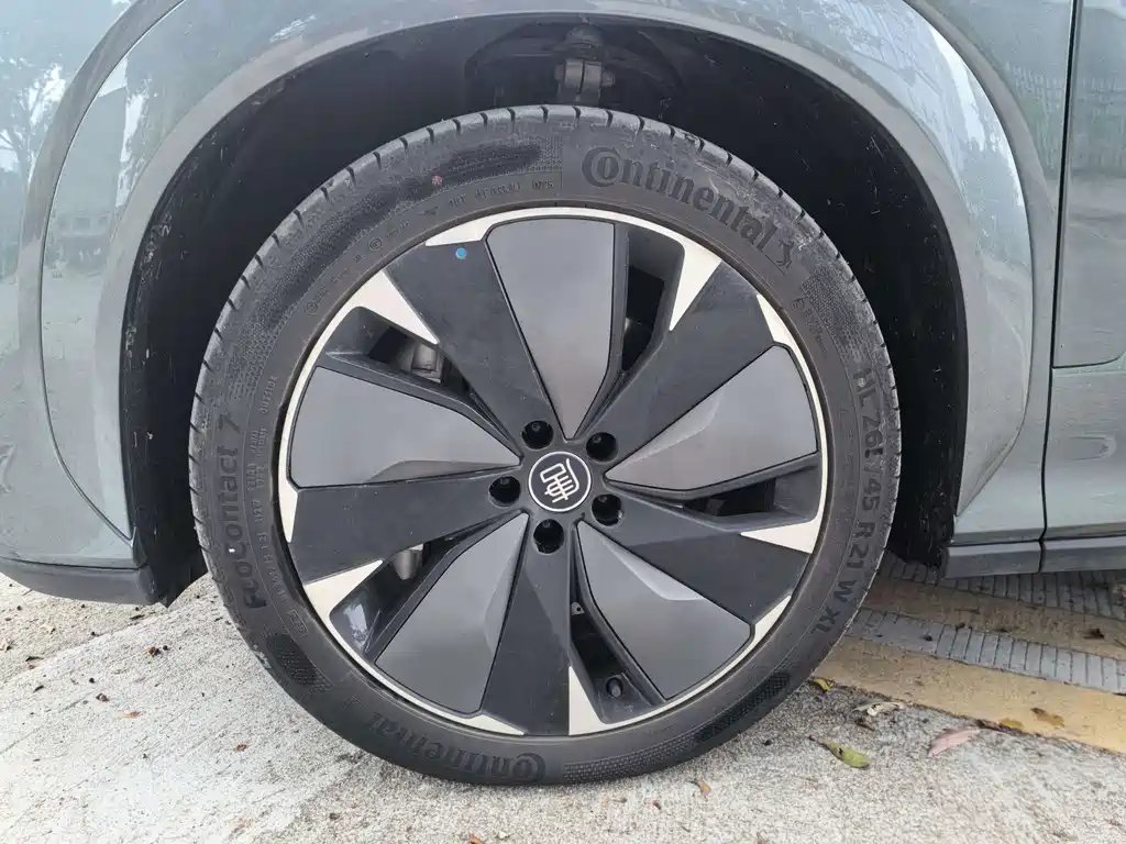 BYD Tang L — миниатюра 14