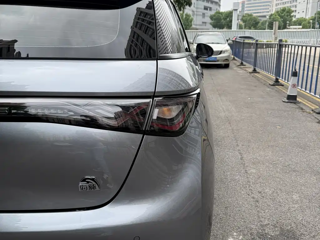 BYD Dolphin — миниатюра 18