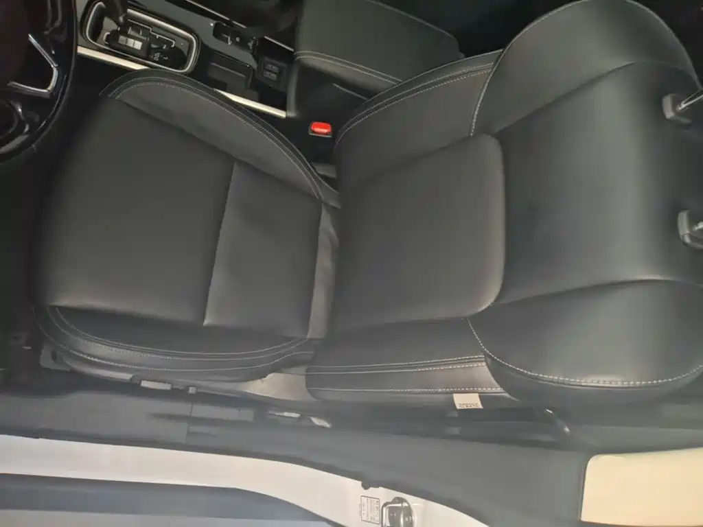 Mitsubishi Outlander — миниатюра 15