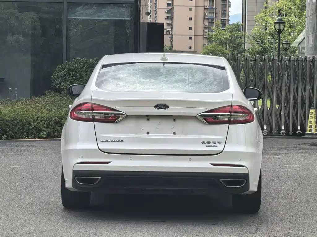 Ford Mondeo — миниатюра 3
