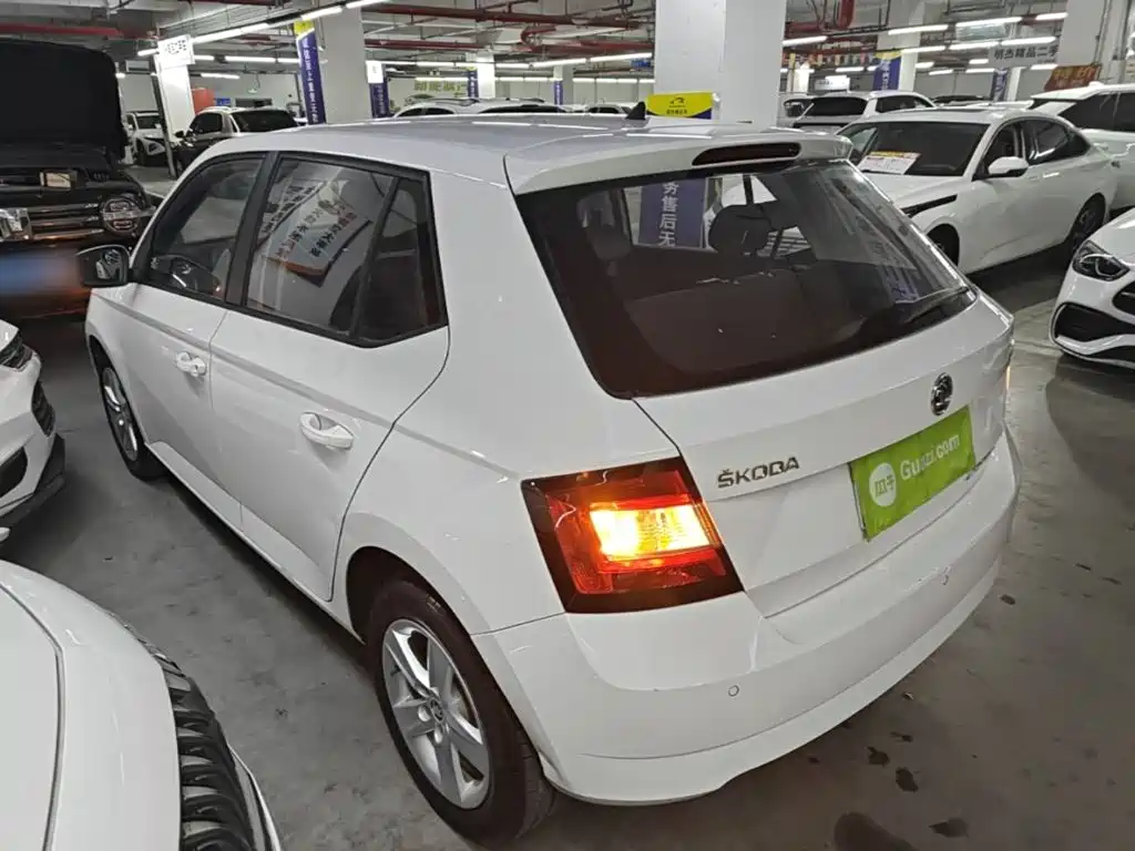 Skoda Fabia — миниатюра 5