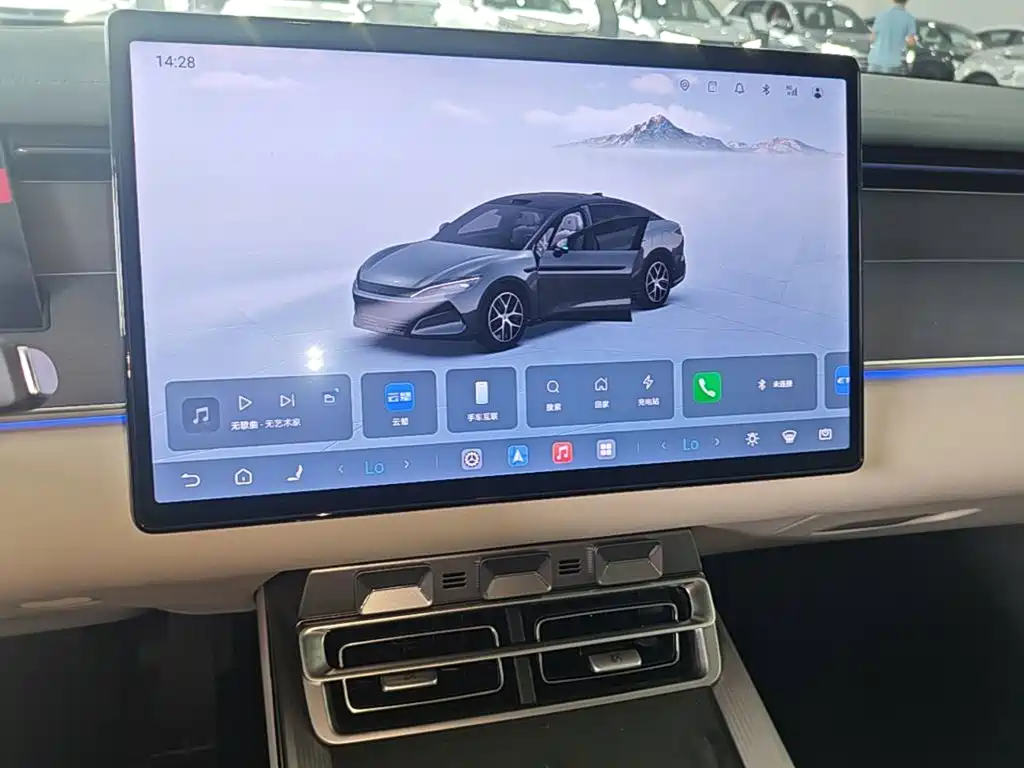 BYD Han L — миниатюра 13