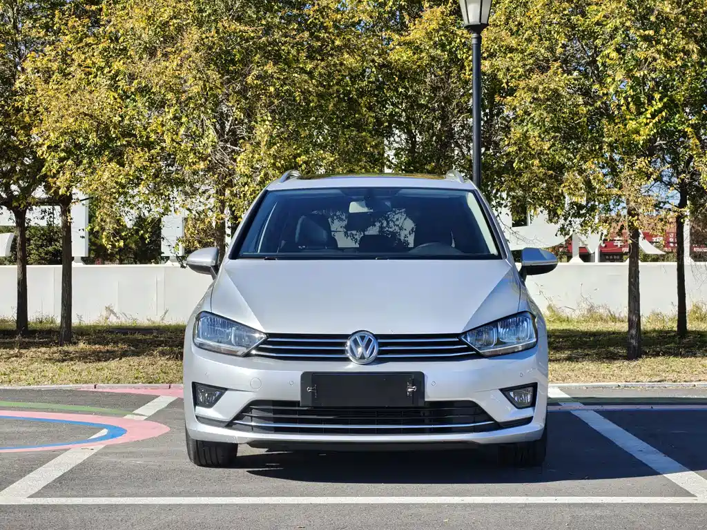 Volkswagen Golf Sportsvan — миниатюра 2