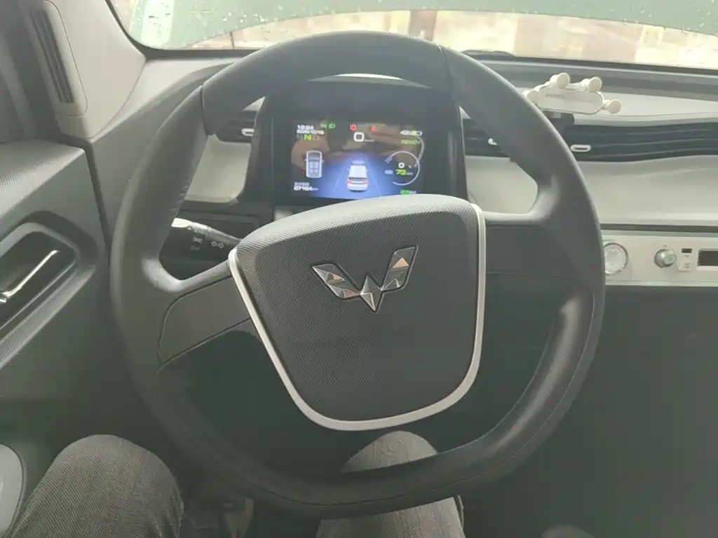 Wuling MINIEV — миниатюра 11