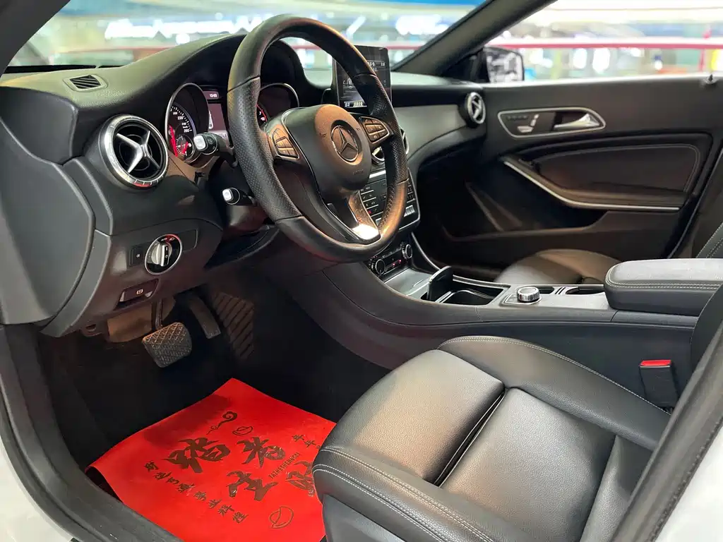Mercedes-Benz CLA (Import) — миниатюра 8