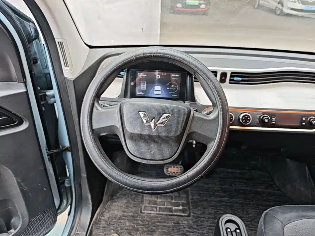 Wuling MINIEV — миниатюра 11
