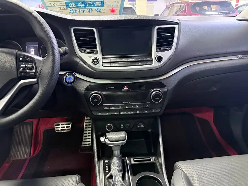 Hyundai Tucson — миниатюра 14