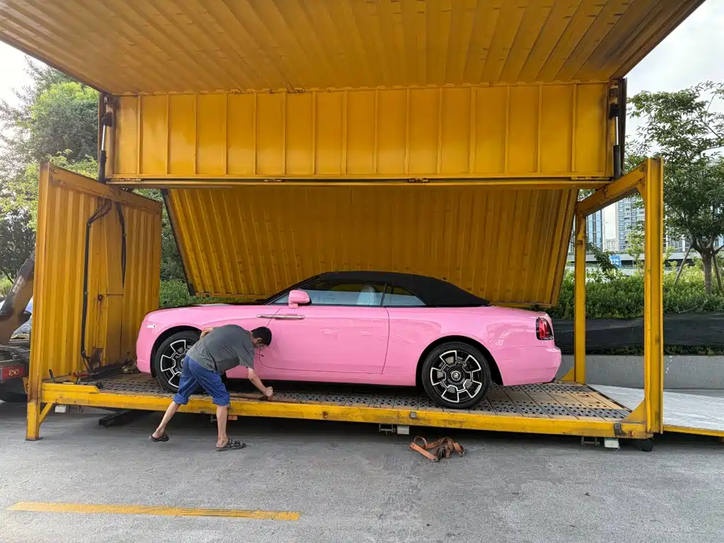 Rolls-Royce Dawn — миниатюра 2
