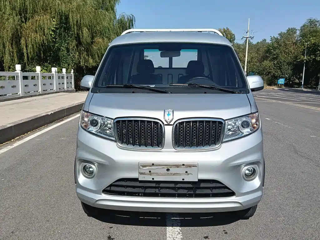 Jinbei New Dolphin EV — миниатюра 2