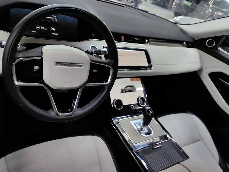 Land Rover Evoque PHEV — миниатюра 12