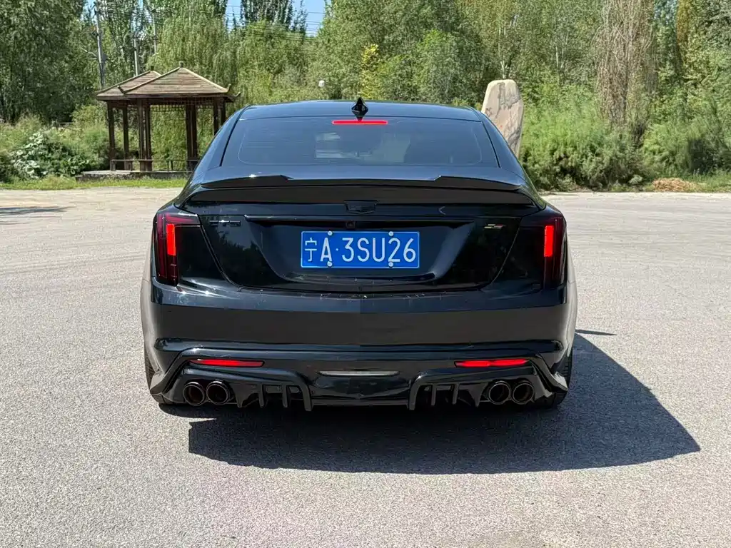 Cadillac CT5 — миниатюра 8