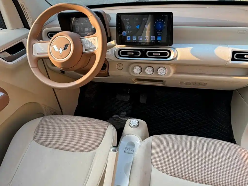 Wuling MINIEV — миниатюра 8