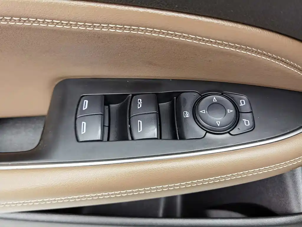 Buick Regal — миниатюра 9